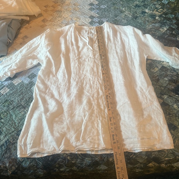 Eileen Fisher White linen Tunic - Picture 2 of 3